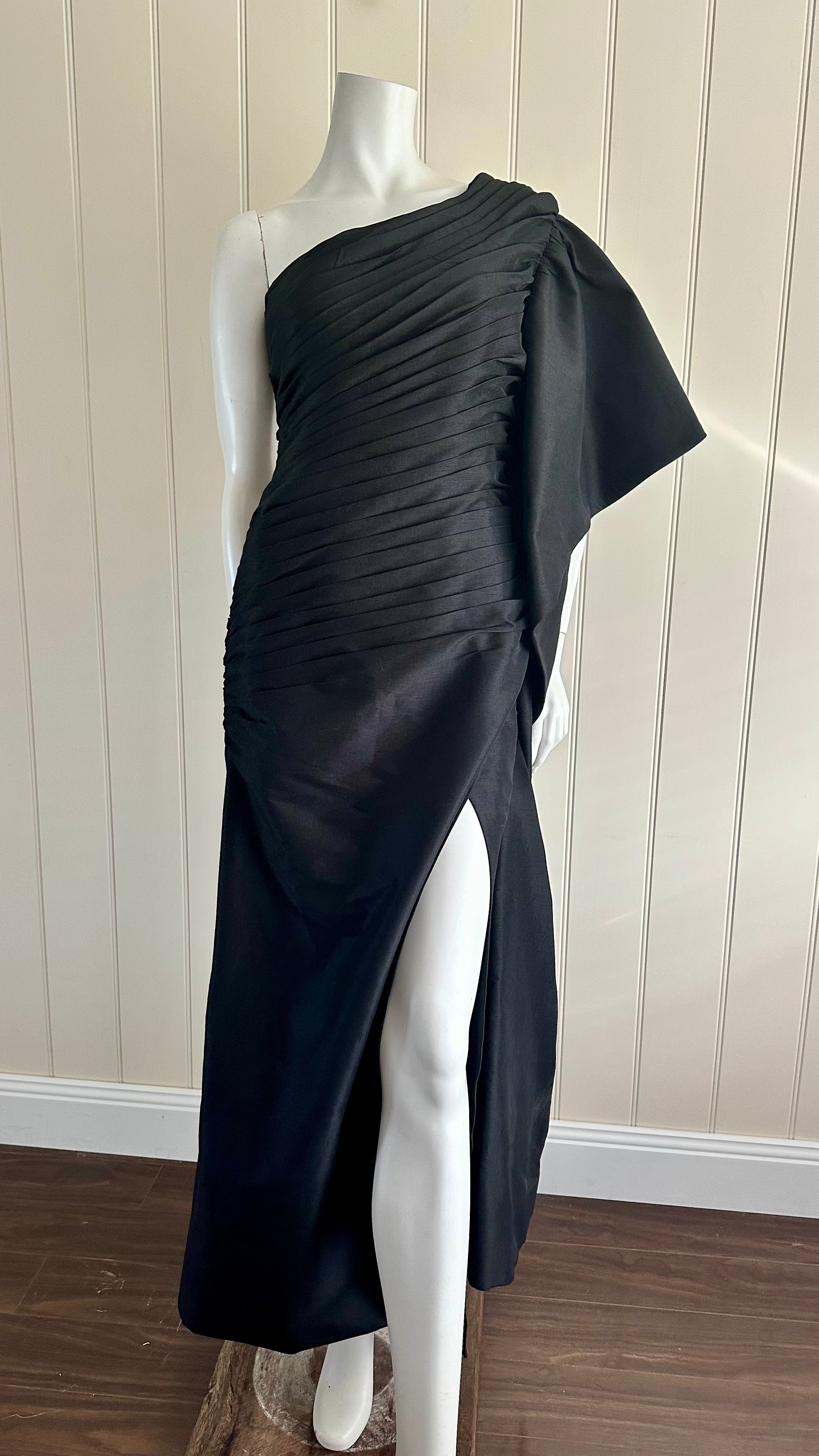 Rachel Gilbert Black Gown Size 10 One Shoulder