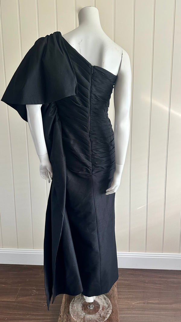 Rachel Gilbert Black Gown Size 10 One Shoulder