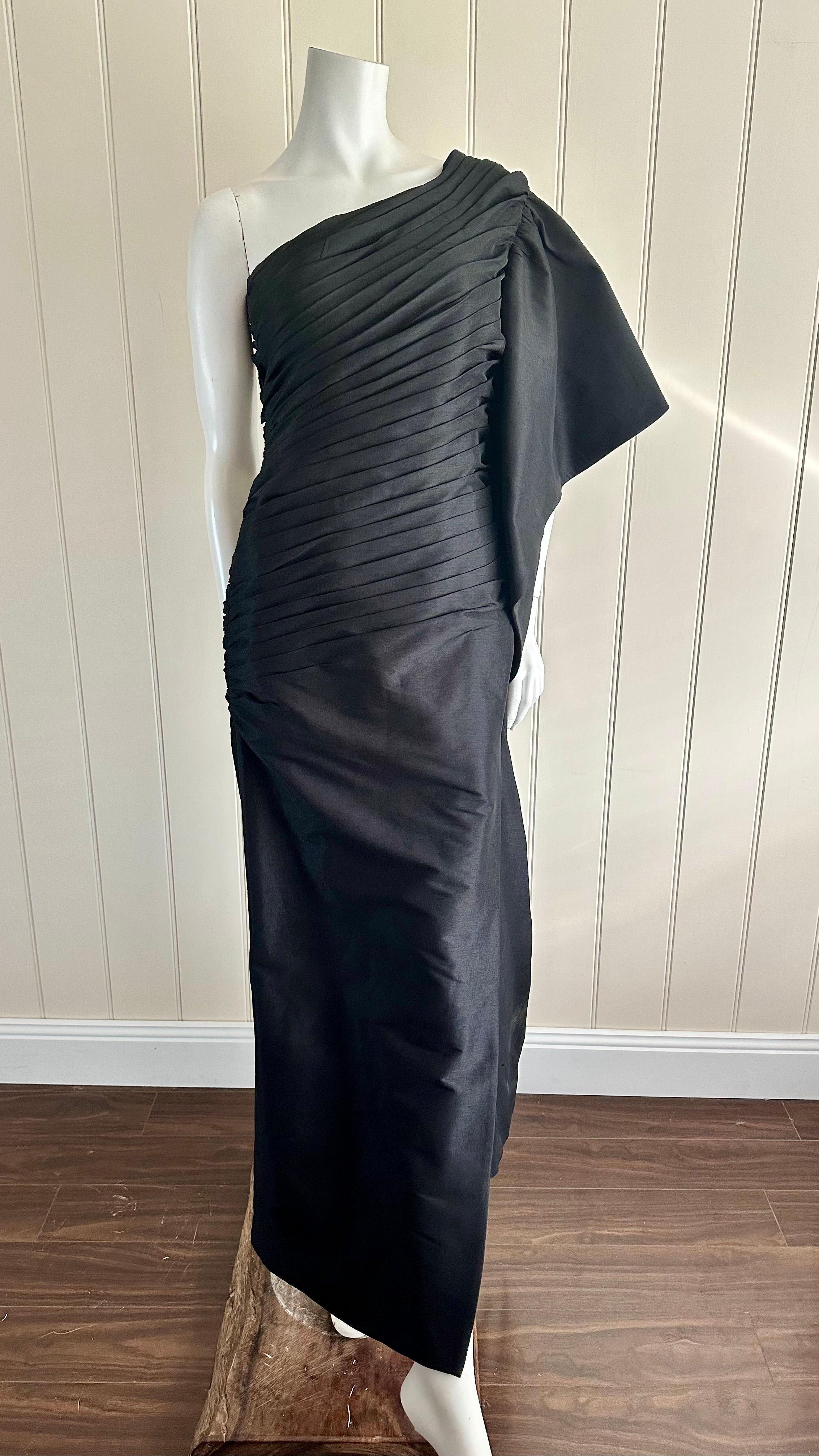 Rachel Gilbert Black Gown Size 10 One Shoulder