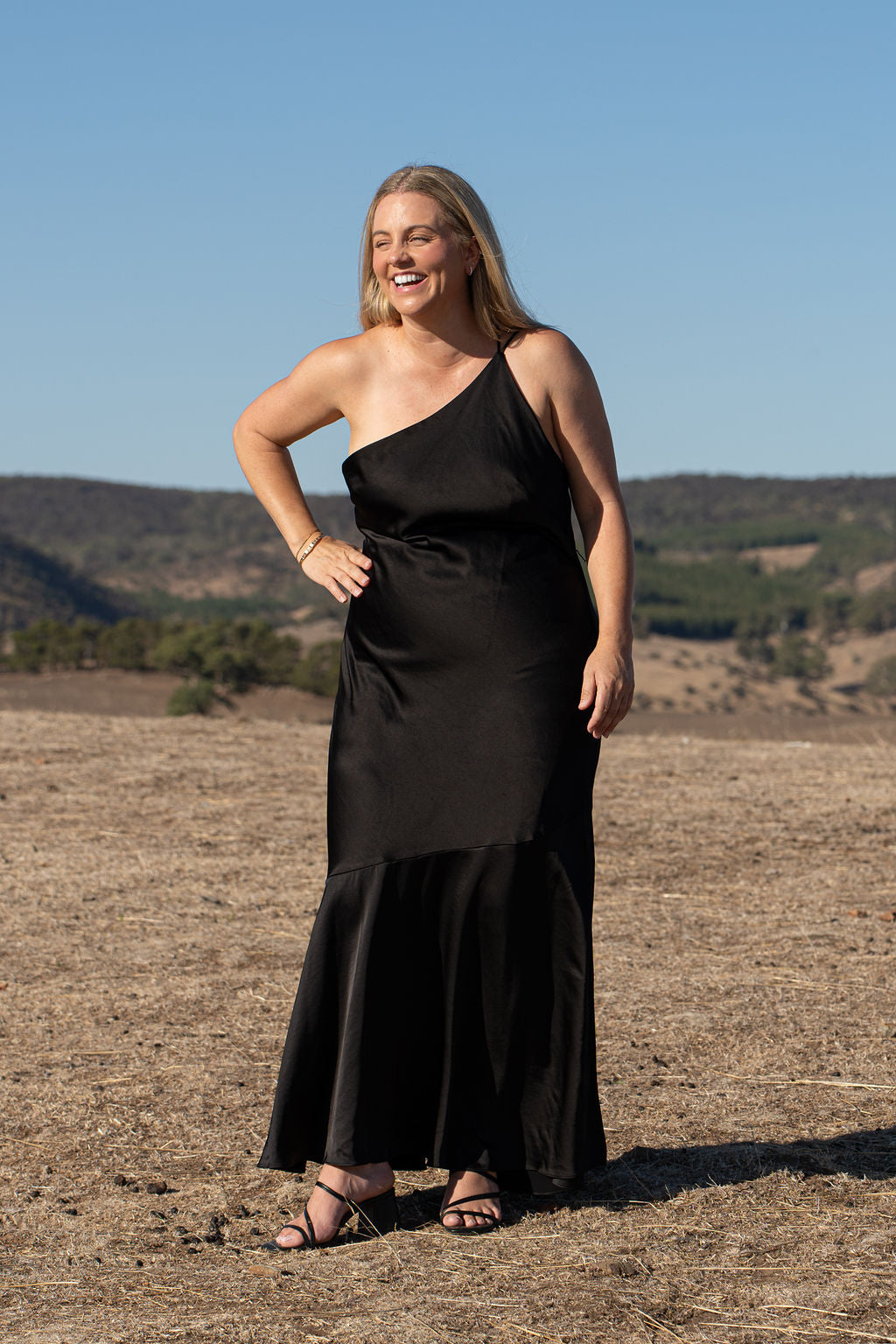 Significant Other Lana Bias Dress Size 16 18 Black