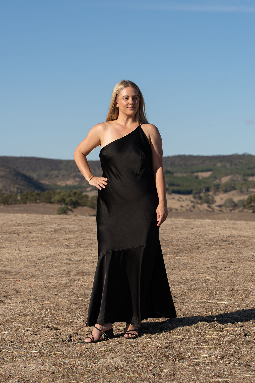 Significant Other Lana Bias Dress Size 16 18 Black